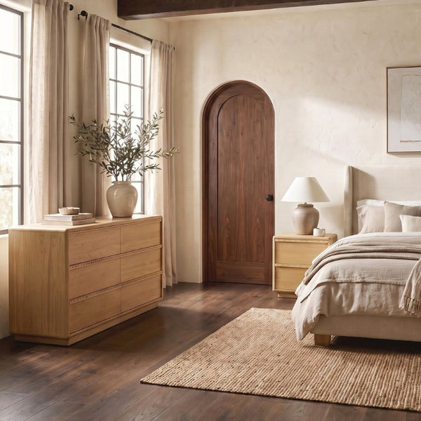 Safavieh Alanna Hand-Carved Solid Wood Six Drawer Dresser for Transitional Bedroom Storage Brown Oak SFV2237B