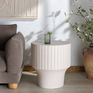 Safavieh EINSTEIN Round Accent Table in Ivory – Sculptural Modern Design for Stylish Living & Office Spaces SFV2607A