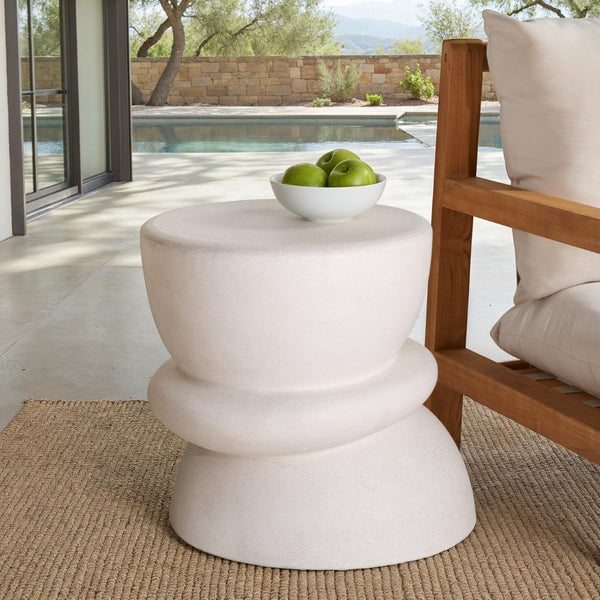 Safavieh HENRIETTA Concrete Accent Table in Ivory – Stylish Minimalist Design for Modern Living Spaces SFV2616A
