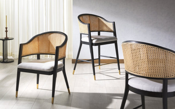 Safavieh ROGUE RATTAN BARSTOOL - Contemporary Comfort for Stylish Kitchens, Restaurants, and Home Bars Black / Natural SFV4208A