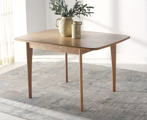 Safavieh BARBOSSA Extendable Dining Table - Modern Oak Design with Curved Edges for Elegant Dining Spaces Natural SFV4206A