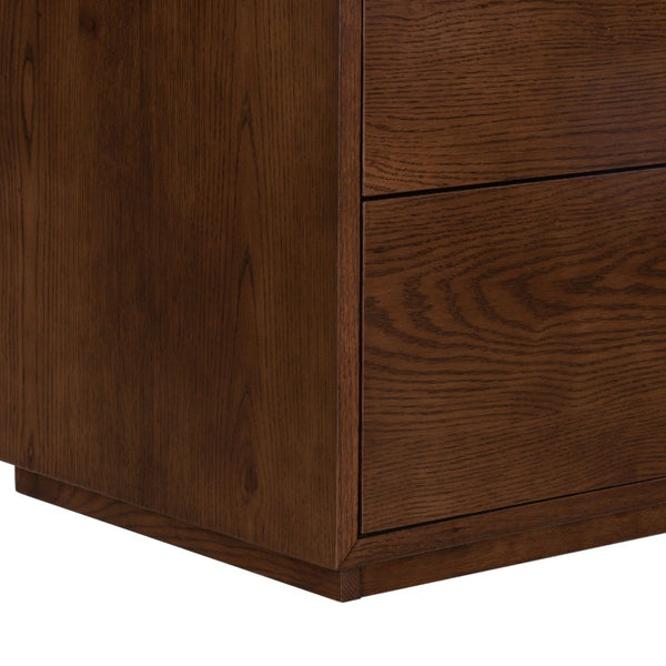 Safavieh Gabribecca Six Drawer Dresser with Oak Finish and Brass Hardware for Modern Bedrooms Brown SFV4280B
