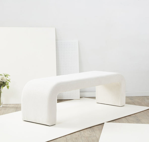 Safavieh CARALYNN Boucle Bench - Elegant Contemporary Design for Entryways, Living Rooms, and Bedrooms Creme SFV5027O