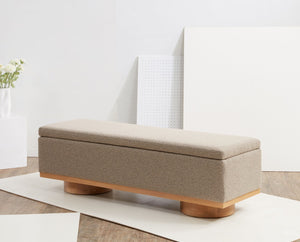 Safavieh VIANNA Boucle Bench - Modern Plush Seating with Warm Ash Wood Accents for Entryways and Living Spaces Brown / Natural SFV5049D