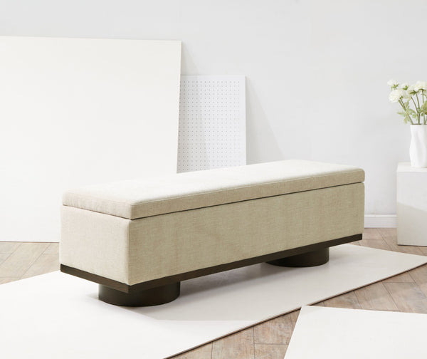 Safavieh VIANNA Boucle Bench - Modern Plush Seating with Warm Ash Wood Accents for Entryways and Living Spaces Beige / Walnut SFV5049G