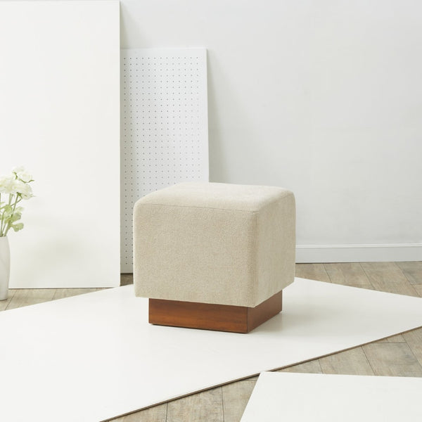 Safavieh NATALYA Square Ottoman - Plush Boucle Upholstery, Chic Wood Base, Versatile Accent for Any Space Tan / Walnut SFV5128B