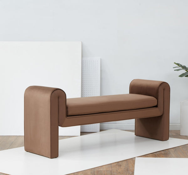Safavieh GARTH Velvet Bench - Luxurious Upholstered Seating with Solid Pinewood Frame for Stylish Spaces Dark Brown SFV5137B