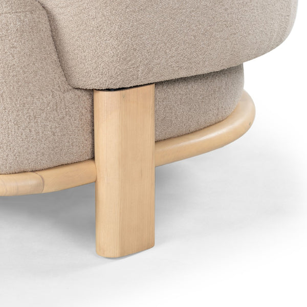 Safavieh Oscar Boucle Accent Chair Light Brown ,Natural Wood ,Foam ,Fabric, Ashwood ,Plywood Sfv6113B