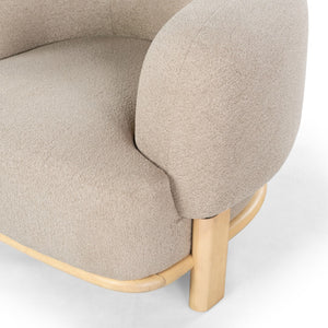 Safavieh Oscar Boucle Accent Chair Light Brown ,Natural Wood ,Foam ,Fabric, Ashwood ,Plywood Sfv6113B