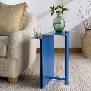 Safavieh Aldwyn Metal Accent Table - Elevate Your Living Space With Modern Elegance And Sturdy Design Blue 100% Metal Sfv6803c