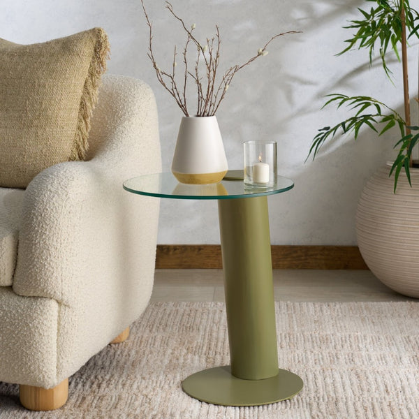 Safavieh RICHARDSON Glass-Top Metal Accent Table - Sleek Modern Design for Living Room and Bedroom Spaces Olive Green / Clear SFV6804B
