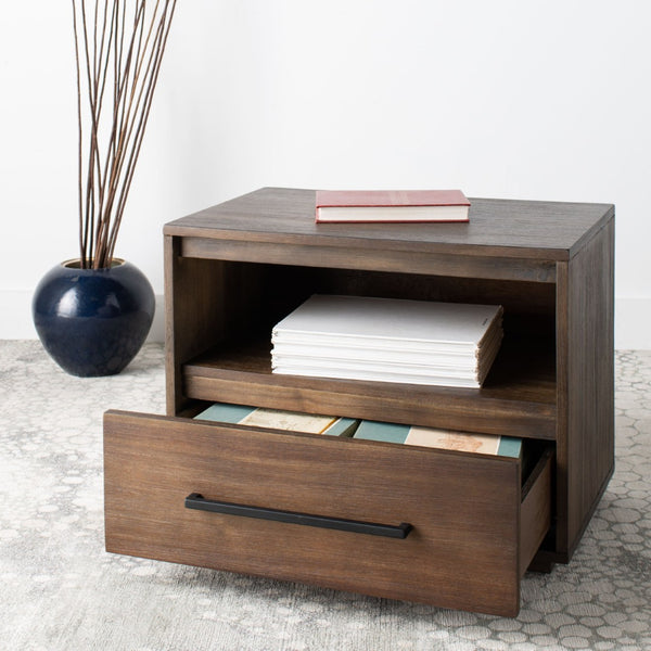 Safavieh POESY Modern 1-Drawer Nightstand - Stylish Acacia Wood Bedside Table for Contemporary Interiors Dark Chocolate SFV7200A