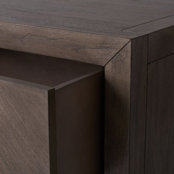 Safavieh STEVE 2-Drawer Wood Nightstand - Elegant Storage Solution with Timeless Design for Any Bedroom Decor Light Brown SFV7700B