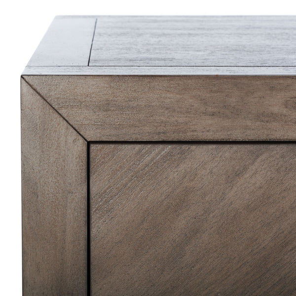 Safavieh STEVE 2-Drawer Wood Nightstand - Elegant Storage Solution with Timeless Design for Any Bedroom Decor Light Brown SFV7700B