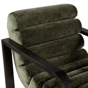 Safavieh Kellibeth Velvet Accent Lounge Chair with Dark Walnut Legs for Living Rooms Green SFV8802B