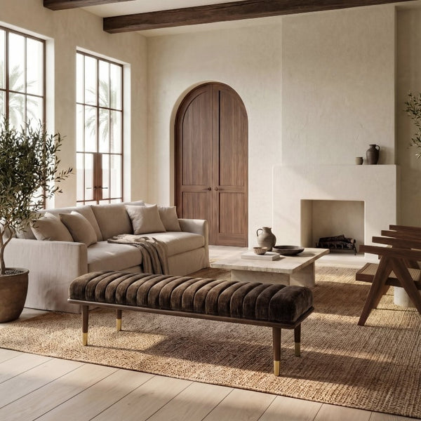 Safavieh Flannery Mid-Century Upholstered Bench with Tapered Legs for Bedroom or Entryway SFV9017E