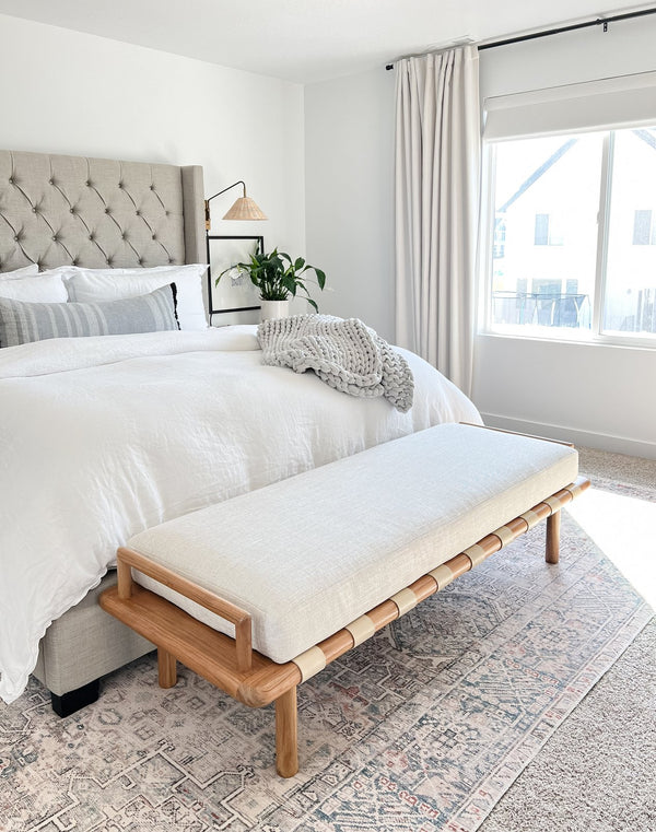 Safavieh Constantine Teak Bench - Coastal Elegance With White Linen Cushion & Woven Leather Top For Modern Spaces Natural ,White 2% Metal,50% Wood,18% Fabric,30% Foam Sfv9026a