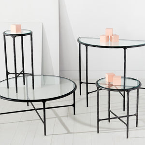 Safavieh JESSA Round Coffee Table – Elegant Metal Frame with Tempered Glass Top for Chic Living Spaces Black SFV9501E