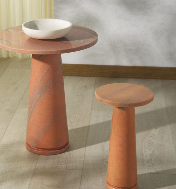 Safavieh VALENTIA Round Marble Accent Table - Sculptural Elegance for Modern Interiors and Small Spaces Clay SFV9704H