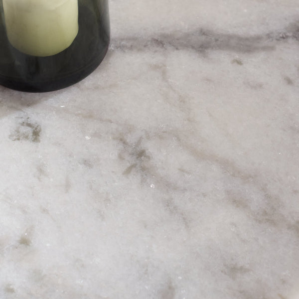 Safavieh Leahbryanna Round Marble Drink Table - Chic Accent Piece For Modern Living Room Sophistication White Marble Sfv9750a