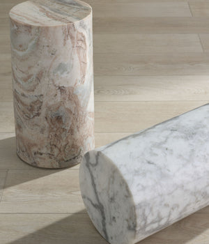 Safavieh Leahbryanna Round Marble Drink Table - Chic Accent Piece For Modern Living Room Sophistication White Marble Sfv9750a