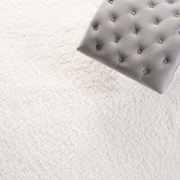 Safavieh Sg151 California Shag Light Grey Runner Rug – Plush, Durable, And Elegant Home Decor Accent Piece Light Grey ,Grey Polypropylene Pile Sg151-7980-27