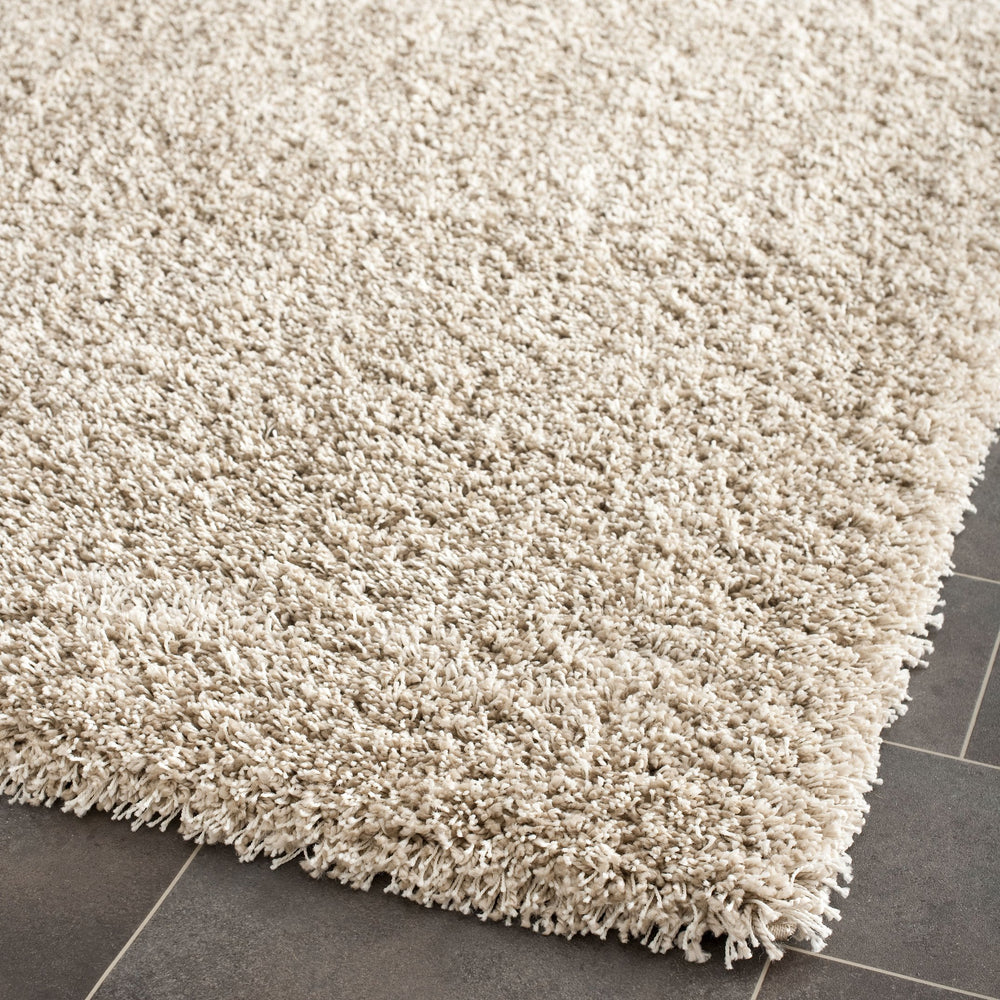 Safavieh Sg151 California Shag Light Grey Runner Rug – Plush, Durable, And Elegant Home Decor Accent Piece Light Grey ,Grey Polypropylene Pile Sg151-7980-27