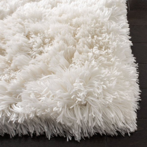Safavieh Sg270a Luxurious Hand-tufted Area Rug - Plush 3-inch Pile Height For Ultimate Comfort And Style Ivory Polyester Sg270a-1115