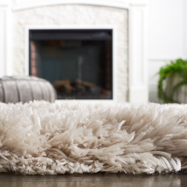 Safavieh Sg270a Luxurious Hand-tufted Area Rug - Plush 3-inch Pile Height For Ultimate Comfort And Style Light Beige Polyester Sg270v-10