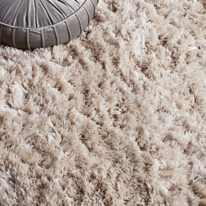 Safavieh Sg270a Luxurious Hand-tufted Area Rug - Plush 3-inch Pile Height For Ultimate Comfort And Style Light Beige Polyester Sg270v-10