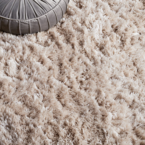 Safavieh Sg270a Luxurious Hand-tufted Area Rug - Plush 3-inch Pile Height For Ultimate Comfort And Style Light Beige Polyester Sg270v-10