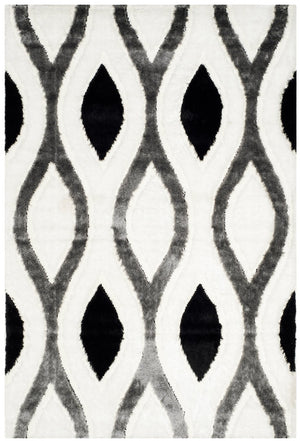 Safavieh Shag Exquisite Ivory And Grey Geometric Rug - Elevate Your Home Decor With Luxury And Style Ivory ,Grey Polypropylene Sg365-1280-27