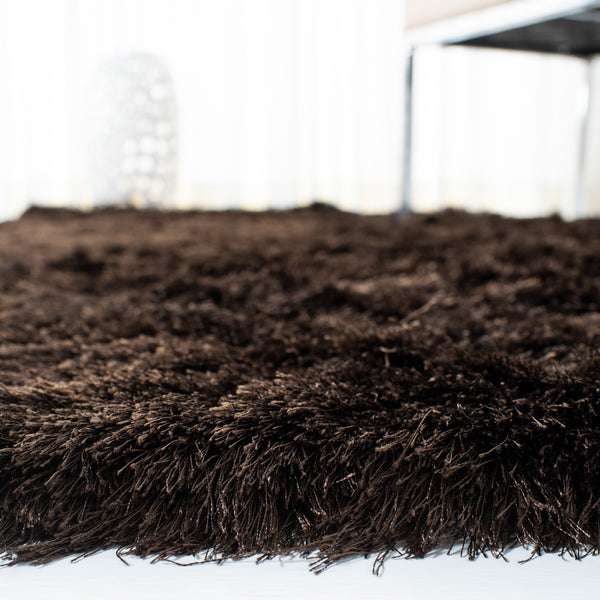 Safavieh Sg511 Luxurious Hand-tufted Polyester Rug - Plush Comfort And Modern Elegance For Your Home Decor Chocolate Polyester Sg511-2727-2
