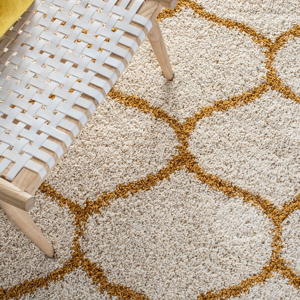 Safavieh Hudson Shag 280 Power Loomed Shag Rug Ivory / Gold 2' x 3'