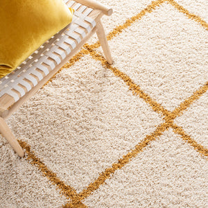 Safavieh Hudson Shag 281 Power Loomed Shag Rug Ivory / Gold SGH281E-2