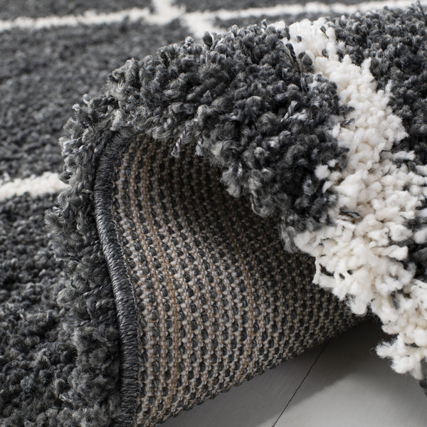Safavieh Hudson Shag Area Rug - Luxurious Turkish Design With Plush Texture And Timeless Diamond Pattern Dark Grey ,Ivory Polypropylene Sgh281g-8sq