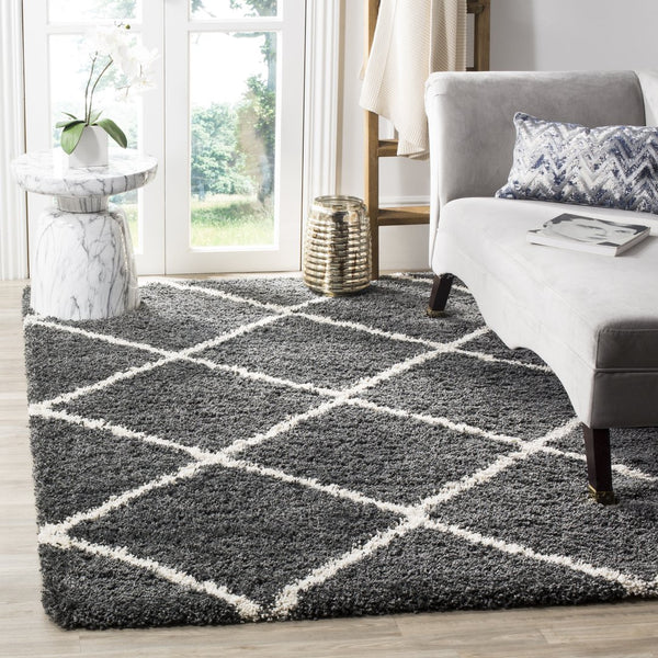 Safavieh Hudson Shag Area Rug - Luxurious Turkish Design With Plush Texture And Timeless Diamond Pattern Dark Grey ,Ivory Polypropylene Sgh281g-8sq