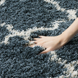 Safavieh Hudson Plush Slate Blue & Ivory Shag Rug With Flokati Pile, Trellis Design, Durable Polypropylene, Turkey-Made 4'-0" x 4'-0" SGH282L-4SQ