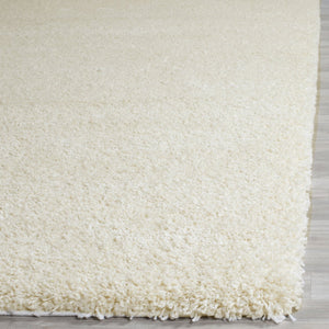 Safavieh Sgn725 Luxurious Plush Area Rug - Timeless Elegance With Soft Comfort & Durable Craftsmanship For Home Beige Polypropylene Pile Sgn725-1313-25
