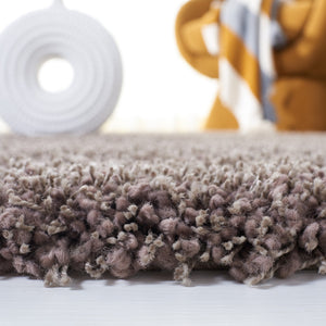 Safavieh Sgn725 Luxurious Plush Area Rug - Timeless Elegance With Soft Comfort & Durable Craftsmanship For Home Beige Polypropylene Pile Sgn725-1313-25