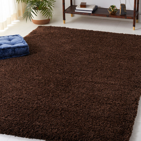 Safavieh Sgn725 Plush Round Shag Rug – Luxurious Flokati-Style Pile, Cozy Neutral Tones For Living Spaces 3'-0" x 3'-0" BROWN SGN725-2727-3R