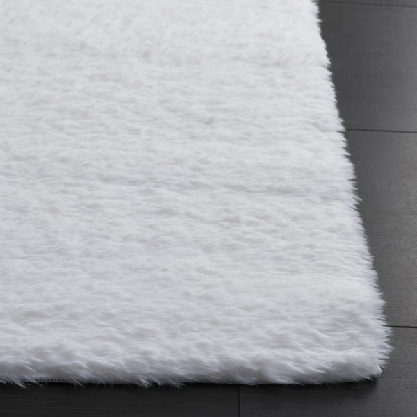 Safavieh Tokyo Plush Ivory Shag Rug With Deep Pile, Washable Polyester, Slip-Resistant Backing For Cozy Elegance 3'-0" x 5'-0" SGT100A-3