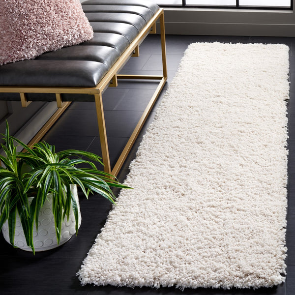 Safavieh Luxe Shag 800 Hand Tufted/ Hooked Shag Rug White 2' x 3'