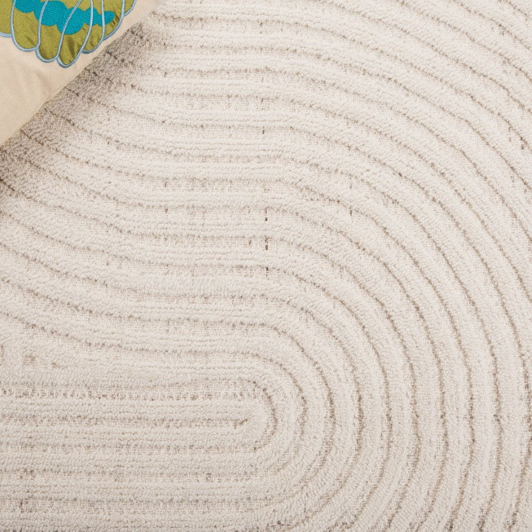 Safavieh Southampton Hand Tufted Wool Blend Ivory Area Rug Soft Plush Pile for Modern Interiors SHA301A-4SQ