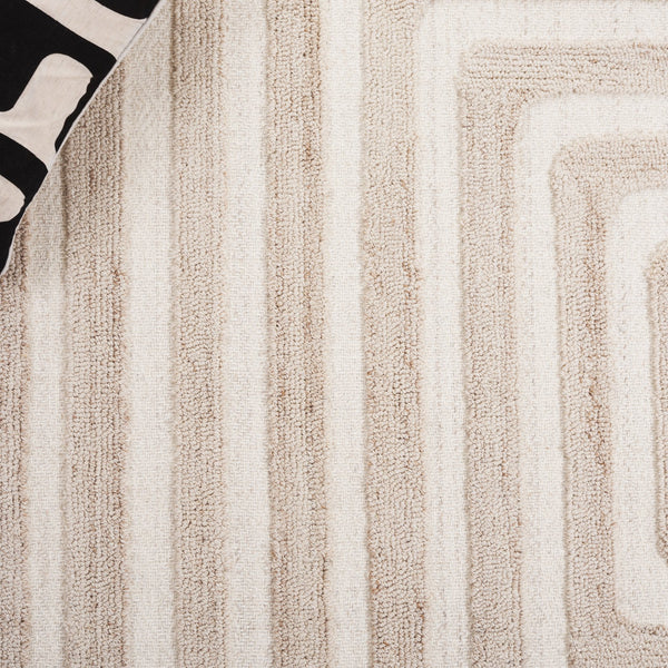 Safavieh Southampton Hand-tufted Area Rug - Elegant Geometric Design For Modern Living Spaces And Comfort Beige 55% Wool,45% Polyester Sha303b-6sq