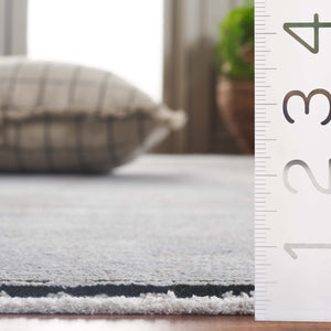 Safavieh Signature Ultra-modern Area Rug In Light Grey With Geometric Pattern - Perfect For Contemporary Spaces Grey ,Black 70% Polyester,30% Acrylic Sig730g-9