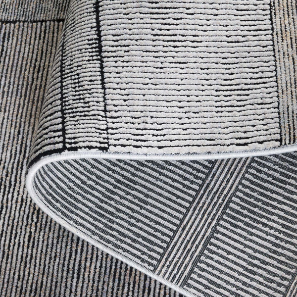 Safavieh Signature Ultra-modern Area Rug In Light Grey With Geometric Pattern - Perfect For Contemporary Spaces Grey ,Black 70% Polyester,30% Acrylic Sig730g-9