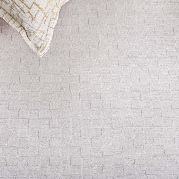 Safavieh Signature Turkish-made Area Rug - Modern Power-loomed Design, Luxurious Viscose & Acrylic Blend For Elegance Grey ,Ivory 80% Viscose,20% Acrylic Sig734f-9