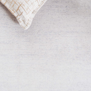 Safavieh Signature Exquisite Modern Area Rug In Soft Ivory And Grey Geometric Design For Elegant Spaces Ivory ,Grey 80% Viscose,20% Acrylic Sig738a-8