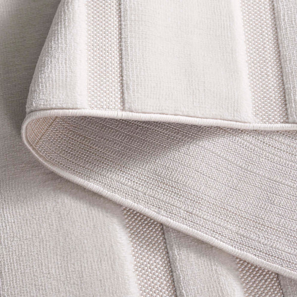 Safavieh Selena Modern Rectangle Area Rug - Luxurious Turkish Design, Durable, Soft, Elegant Home Accent Ivory Polypropylene Sle660a-8